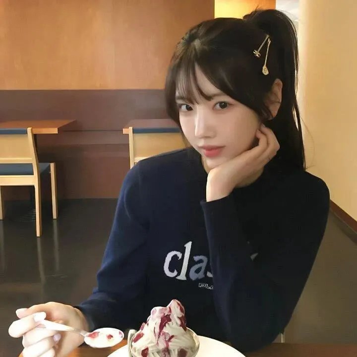 最近，我的妹妹有点怪